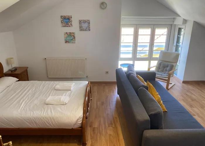 R2r - Triplex Rinconin Con Piscina - 158a